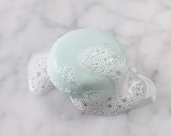 Ultimate Shampoo Bar With Travel Tin - Image 2